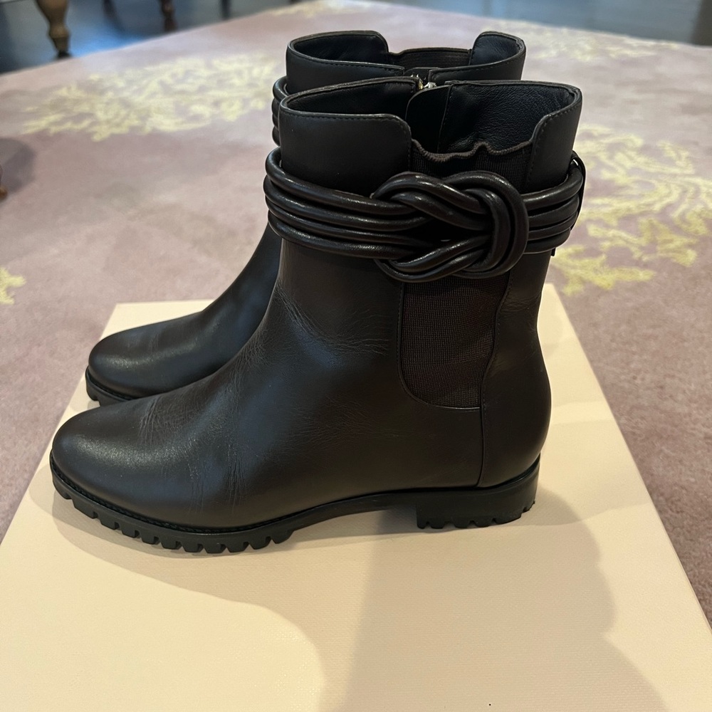 Alexandre BIRMAN “Vicky” Waterproof combat flat bootie.